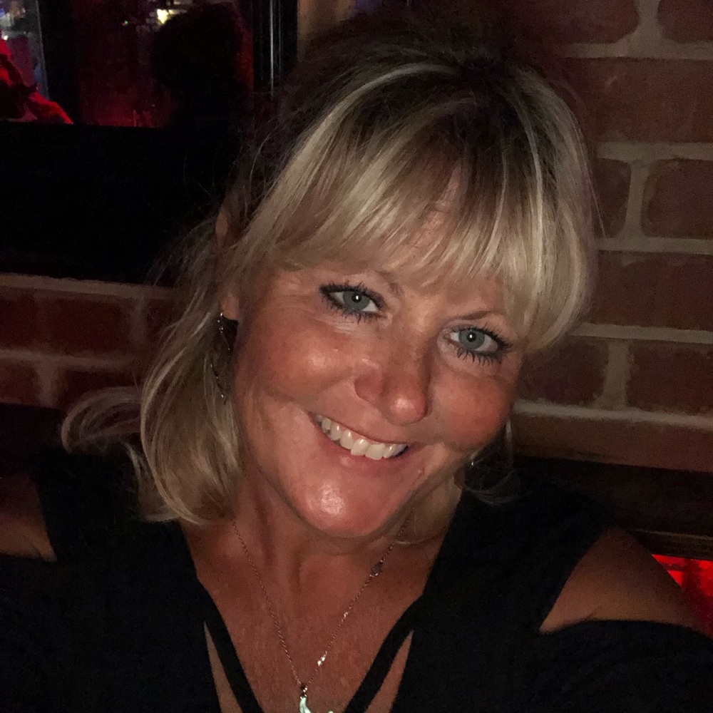 Meet your Posher, Christine